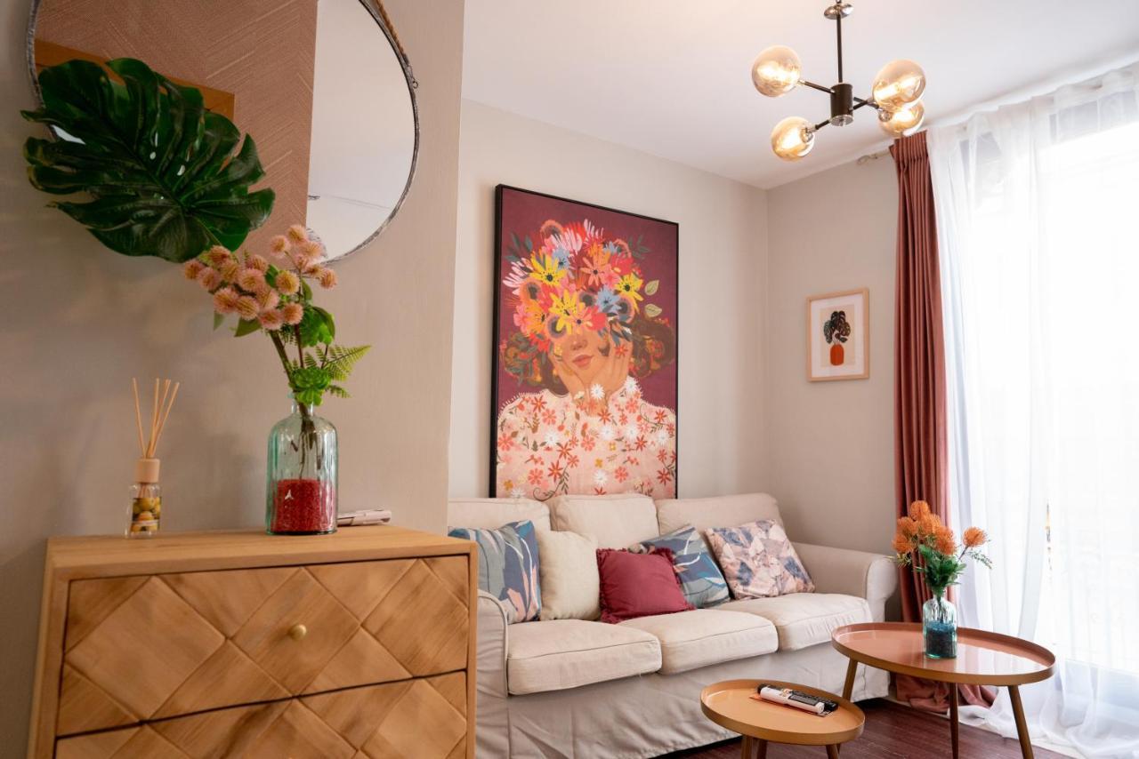 Gotoseville Altair Apartament
